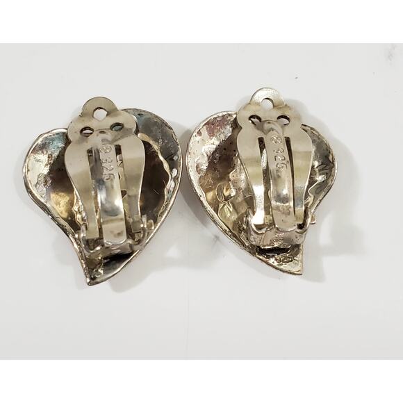Sterling Silver Hammered Heart Clip Earrings 7 Grams - Picture 3 of 5